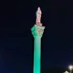 Anteprima di: Parabita, luce verde in Piazza Regina del Cielo per la Giornata della Spina Bifida