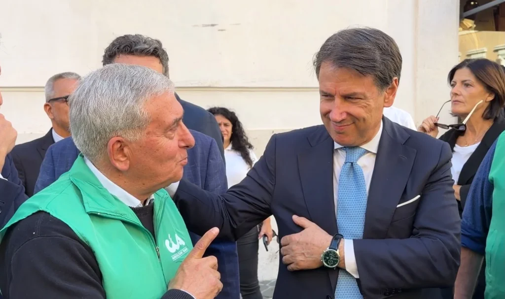 Dettaglio 2: Puglia, agricoltori in protesta a Roma: "Situazione insostenibile" per rincari e importazioni