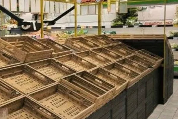 Puglia, autotrasportatori fermi per caro carburante: Coldiretti lancia allarme agroalimentare