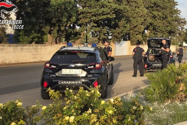 Salento, controlli Carabinieri: due arresti e quattro denunce