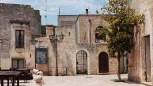 Anteprima di: Salento, l'analisi di Stefano Cinti: il futuro delle aree interne tra tecnica e spopolamento