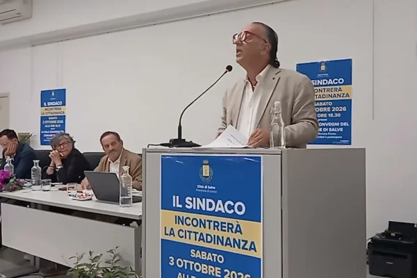 Salve, il Sindaco Villanova incontra la cittadinanza: dibattito pubblico