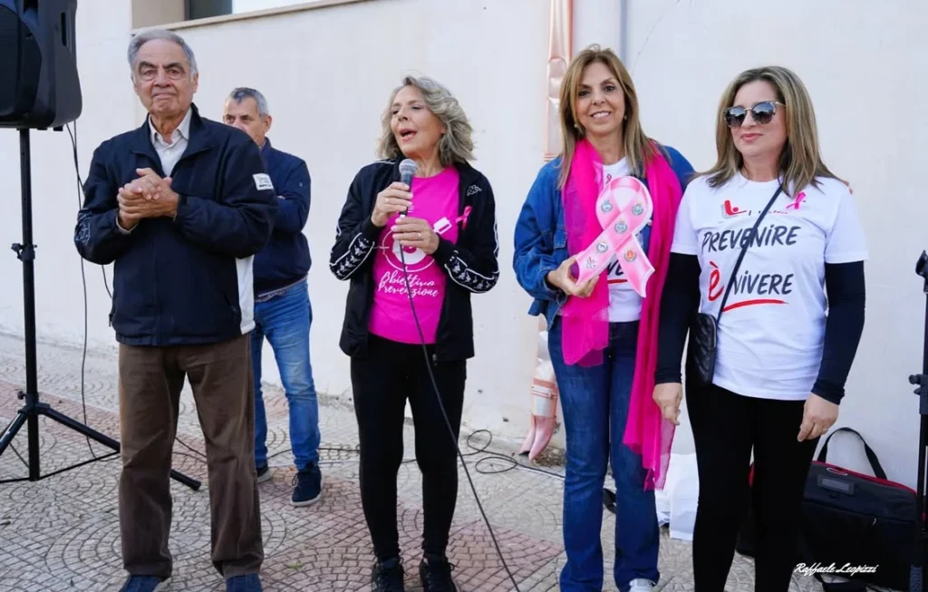 Dettaglio 10: Taviano, conclusa la Staffetta in Rosa: comunità unita per la prevenzione del tumore al seno