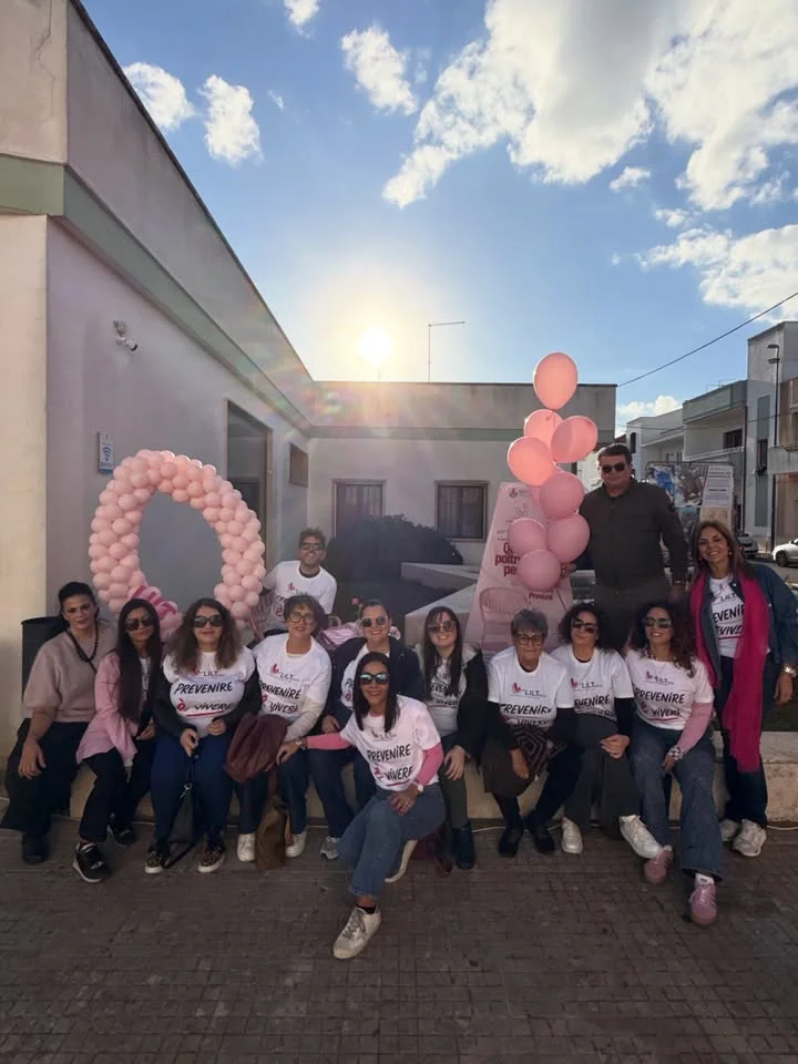 Dettaglio 2: Taviano, conclusa la Staffetta in Rosa: comunità unita per la prevenzione del tumore al seno