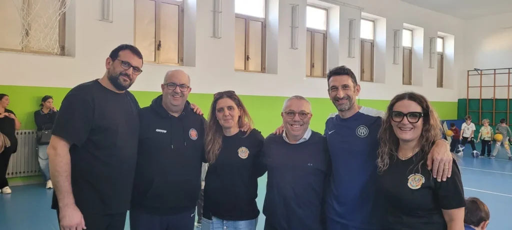 Dettaglio 3: Taviano, la pallacanestro arriva in citt&agrave;: palestre piene grazie a genitori e scuola