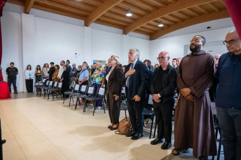 Dettaglio 12: Taviano, omaggio agli ex amministratori comunali: consegnate medaglie di riconoscenza