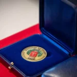 Anteprima di: Taviano, omaggio agli ex amministratori comunali: consegnate medaglie di riconoscenza