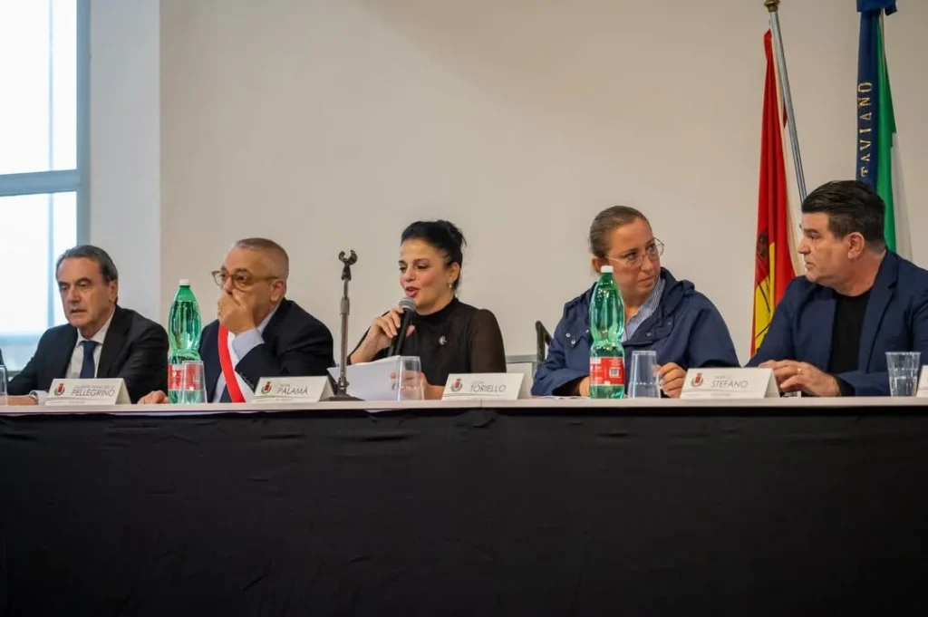 Dettaglio 3: Taviano, omaggio agli ex amministratori comunali: consegnate medaglie di riconoscenza