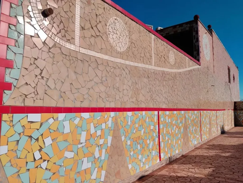 Dettaglio 4: Torre Chianca, dieci anni di lavoro per il mosaico monumentale di Giuseppe Toma