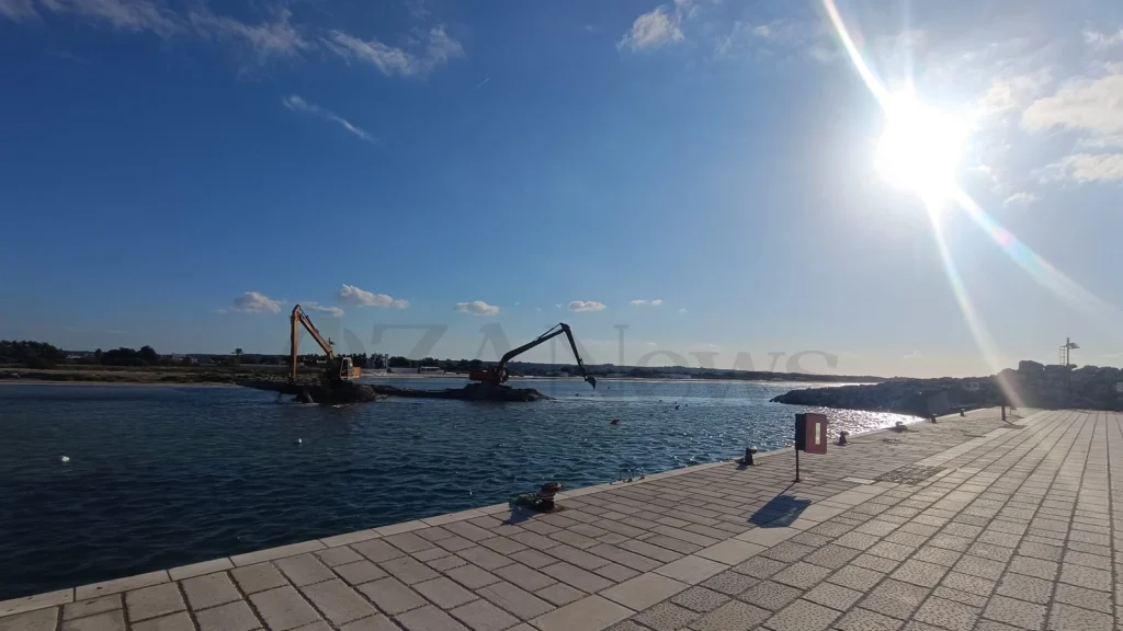 Anteprima di: Ugento, prorogati i lavori di rimodellamento fondali nel porto di Torre San Giovanni