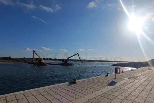 Ugento, prorogati i lavori di rimodellamento fondali nel porto di Torre San Giovanni