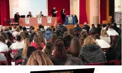 Bullismo E Cyberbullismo La Polizia Di Stato Incontra Gli Studenti