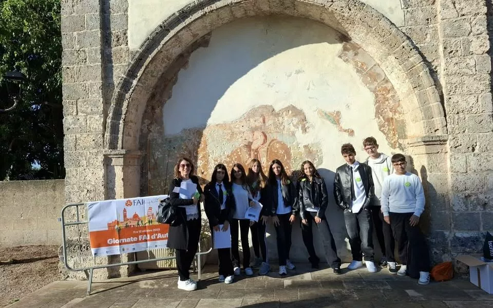 FAI Taviano 2025: studenti guida alla Chiesa Santa Marina